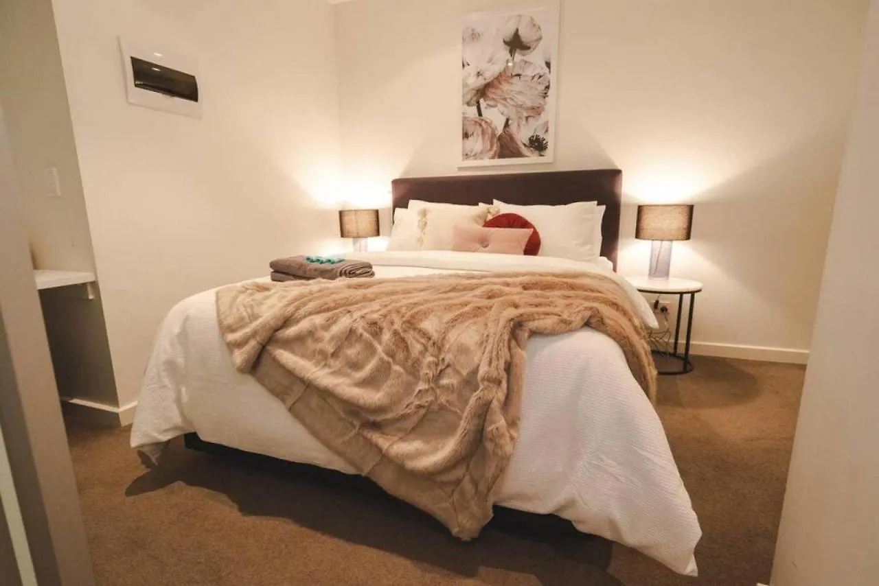 Infinity On Morphett Adelaide Apartment