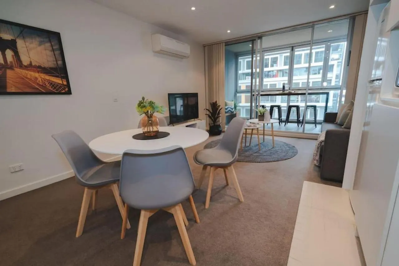 Infinity On Morphett Adelaide Apartment