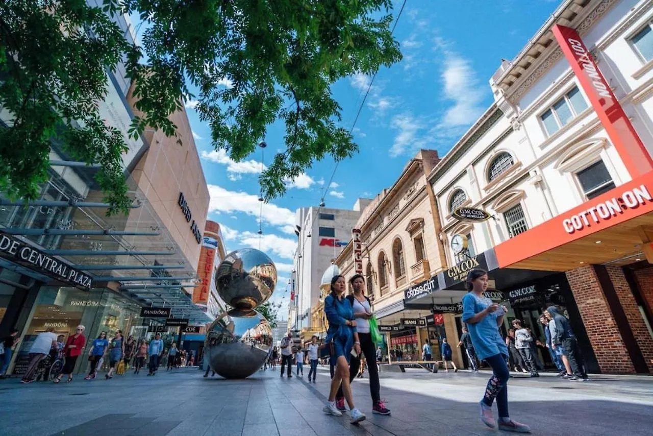 Infinity On Morphett Adelaide Apartment